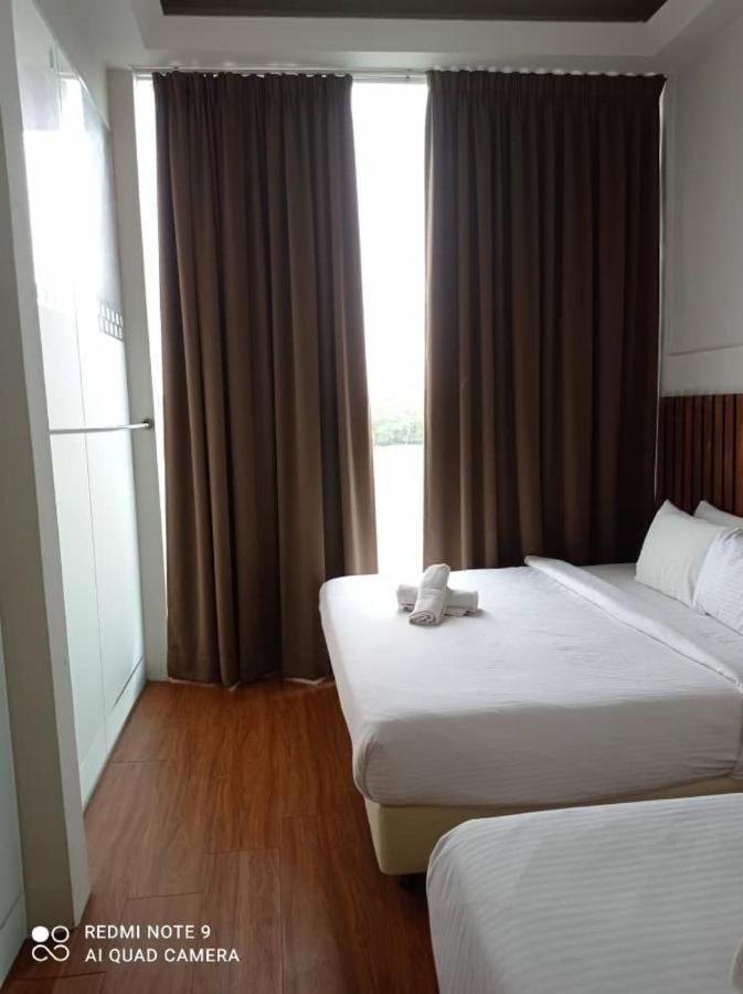 The Riverbank Hotel Κουαντάν Εξωτερικό φωτογραφία